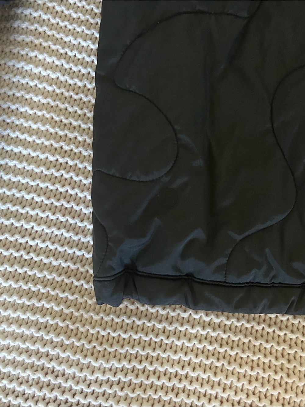 Lululemon Pullover - Picture 8 of 8